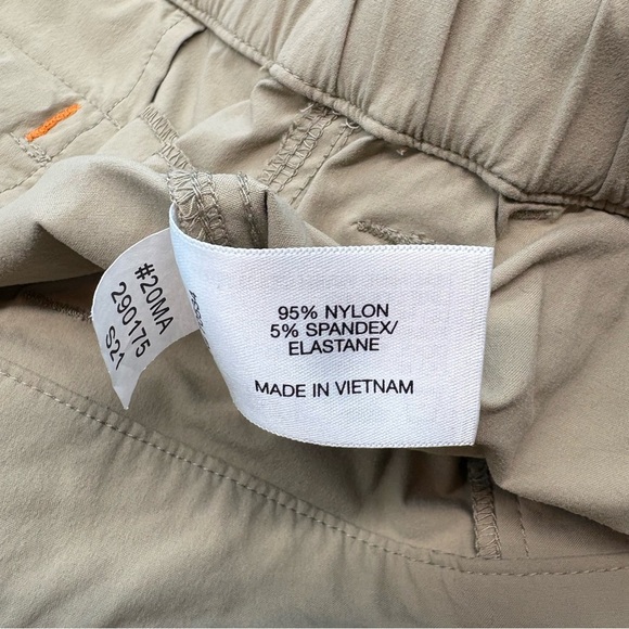 Orvis Tan Cargo Pants Durable Utility Design Nylon Beige Size XXL x 30” - Picture 11 of 11
